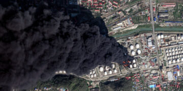 As Ukraine Hits Oil Refineries, Russians Pay a Heavy Environmental Toll