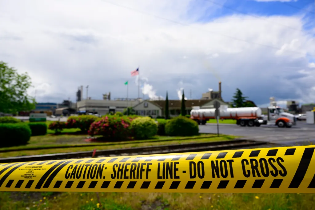 Emergency crews will wait until the morning of Wed., May 27, to resume recovery operations due to safety concerns.