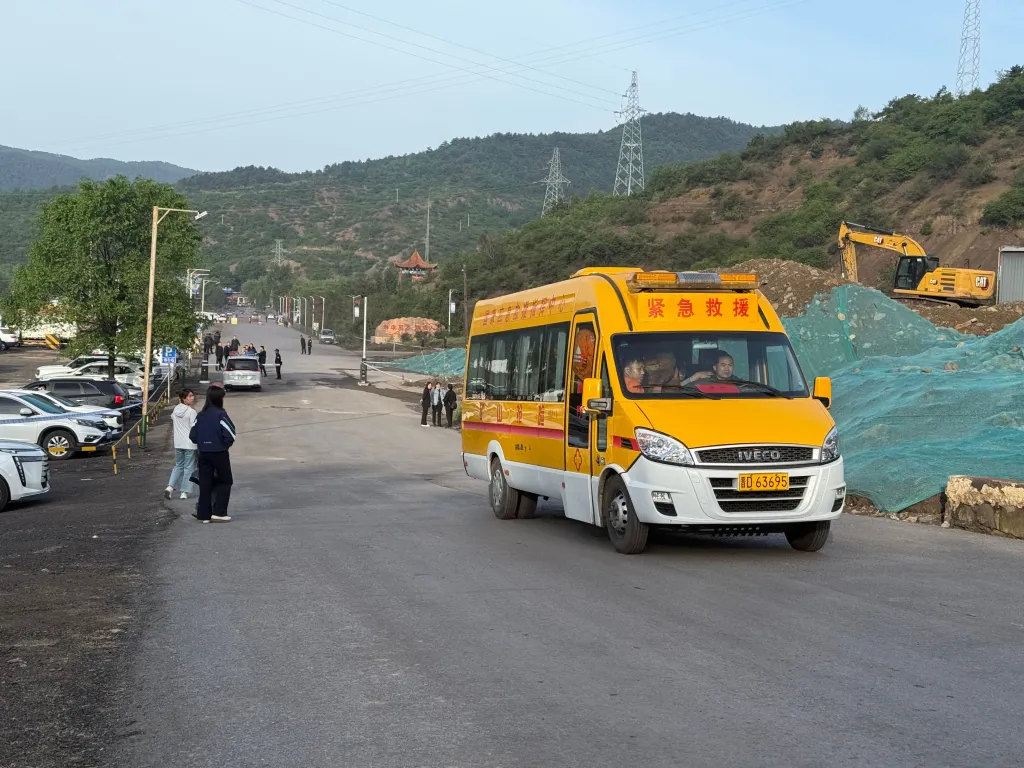 Emergency rescue vehicle at the site of a coal mine accident in Qinyuan County, China.