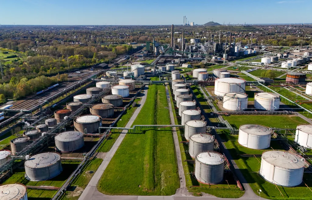 Aerial view of the Aral fuel depot at Ruhr Oel petroleum refineries in Gelsenkirchen, Germany.