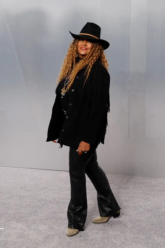 Pam Grier attends the 2026 Vanity Fair Oscar Party.
