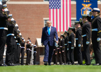 ‘Good Looking Men,’ the Iran War and Déjà Vu at Trump’s Coast Guard Speech