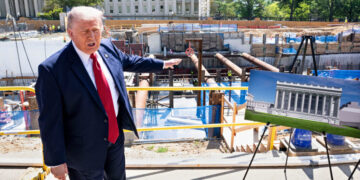 Senate G.O.P. Ready to Drop Ballroom Funds From ICE Bill