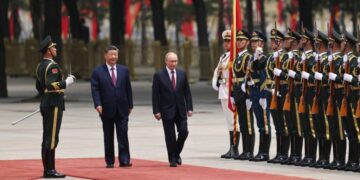Days After Hosting Trump, Xi Deepens Ties With Putin