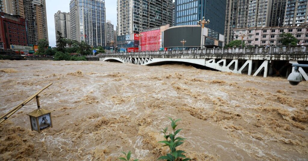 Heavy Rain and Floods in China Kill at Least 22