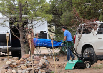3 Die After Suspected Exposure to Unknown Substance in New Mexico