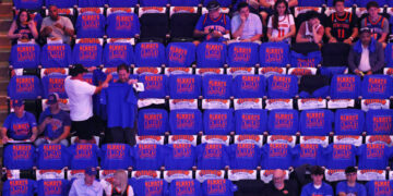 You Can Give Knicks Fans T-Shirts. But Will They Wear Them? Well …