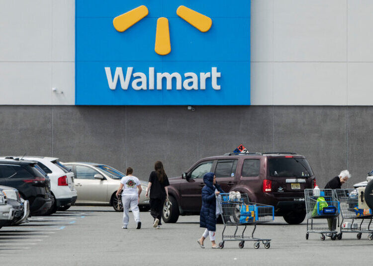 Walmart, Target and TJ Maxx Attract Shoppers Squeezed by Energy Prices