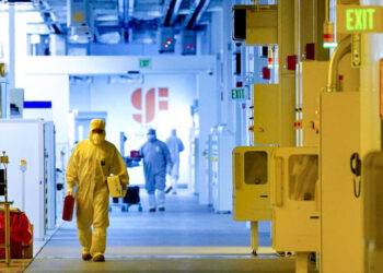 U.S. Plans to Invest $2 Billion and Take Stake in Quantum Firms