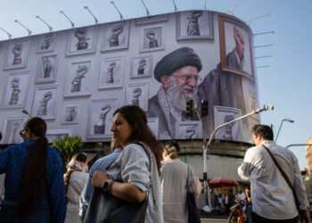 Regional Mediators Rush to Save U.S.-Iran Cease-Fire