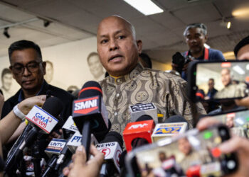 Manhunt Underway in Philippines for Duterte Ally Who Is Evading I.C.C. Warrant