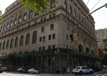 Woman Gives Birth to a ‘Bouncing Baby Boy’ in Brooklyn Courtroom