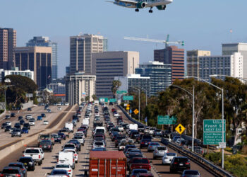 Your Memorial Day Travel Forecast: Heavy Traffic and Pricey Gas