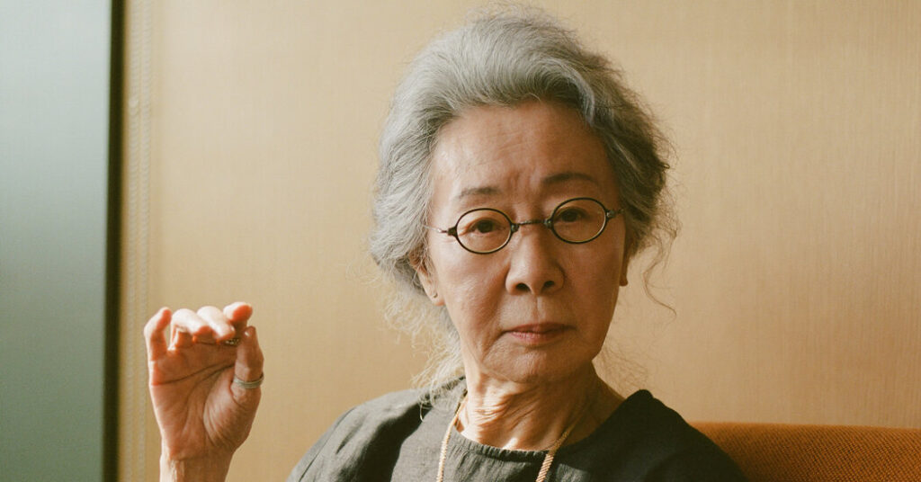 The Necklace Youn Yuh-jung Loved, Lost and Replaced