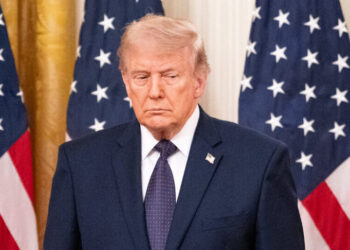 Defiant After Bad Week, Trump Pushes Ahead on Politically Unpopular Ideas