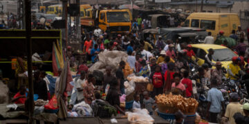 As Ebola Rages in Countryside, Congo’s Capital Strives to Carry On