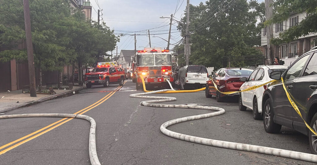 Shipyard Worker Killed and Dozens Injured in Staten Island Blasts
