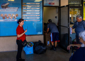 Food, Flashlights and Fans: Floridians Step Up Aid to Cuban Relatives
