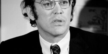 Rafe Pomerance, the Paul Revere of Climate Change, Dies at 79