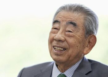 Japan’s ‘God’ of Convenience Stores Dies at 93