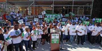Ride-Share Drivers in Massachusetts Formally Unionize