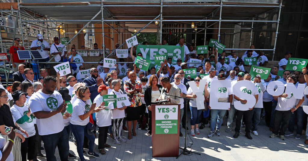 Ride-Share Drivers in Massachusetts Formally Unionize