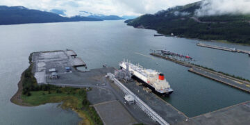 Canada Strikes Landmark Deal to Export Liquefied Natural Gas to Germany