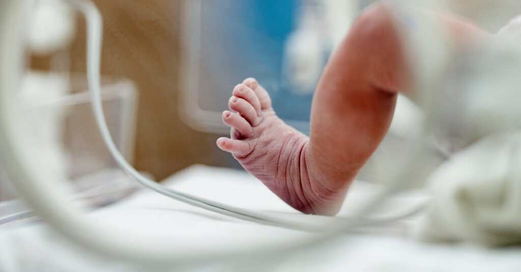 In Flint, Cash for Pregnant Women Leads to Better Outcomes for Babies