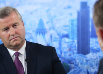 BP’s Former Chair Vows to Fight His Ousting