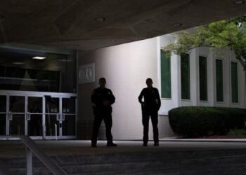 F.B.I. Arrests C.I.A. Official With $40 Million in Gold Bars in His Home