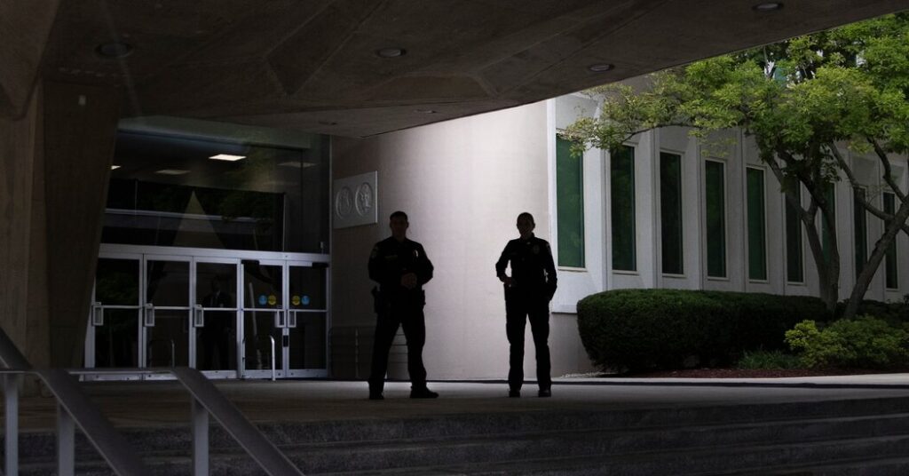 F.B.I. Arrests C.I.A. Official With $40 Million in Gold Bars in His Home