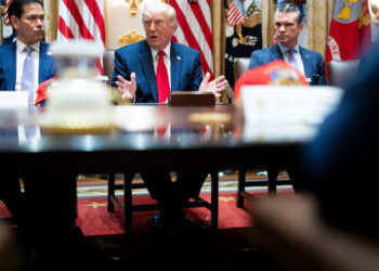 Trump Threatens Oman Over the Strait, Then Says, ‘They’ll Be Fine.’
