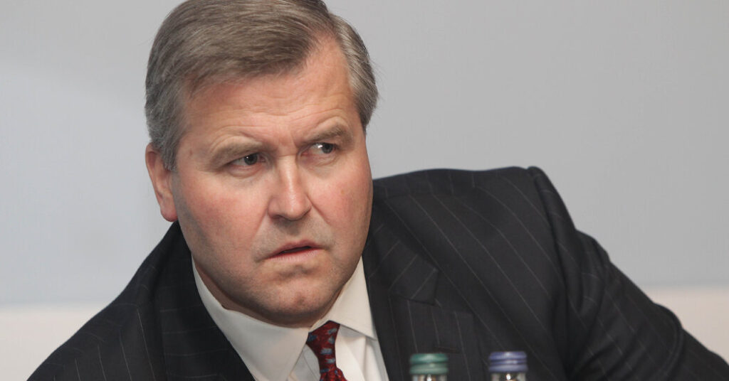 Fired BP Chair Rejects ‘Lies’ About His Ouster
