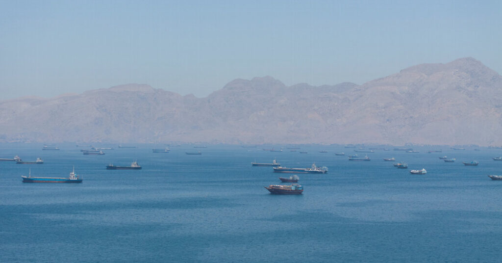 U.S. and Iran Move Toward Agreement to Reopen the Strait of Hormuz