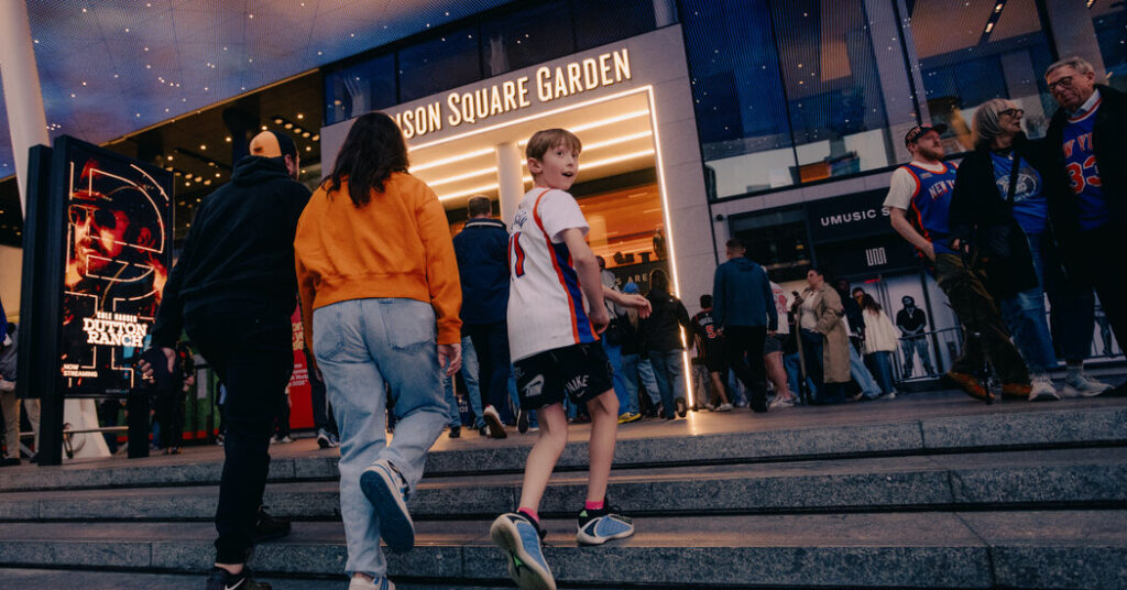 New Yorkers Are Living in a Peculiar Harmony. Thank the Knicks.