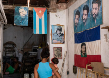 News of U.S. Indictment Slow to Reach Cubans Waiting for a Breakthrough