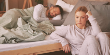 3 Signs You’re Trapped in a Trauma-Bonded Relationship
