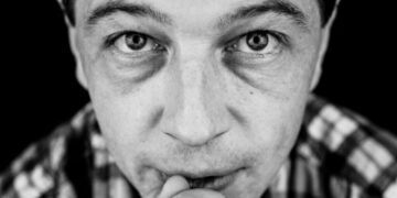 Andy Kershaw, Radio D.J. Who Tuned Britons Into World Music, Dies at 66