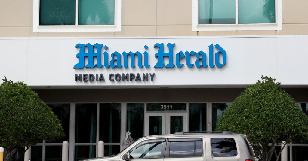 Reporters at McClatchy Withhold Bylines in Dispute Over A.I. Content