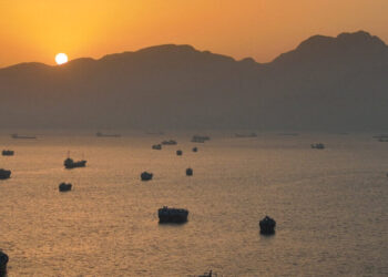 U.S. Military Is Quietly Guiding Ships Through the Strait of Hormuz