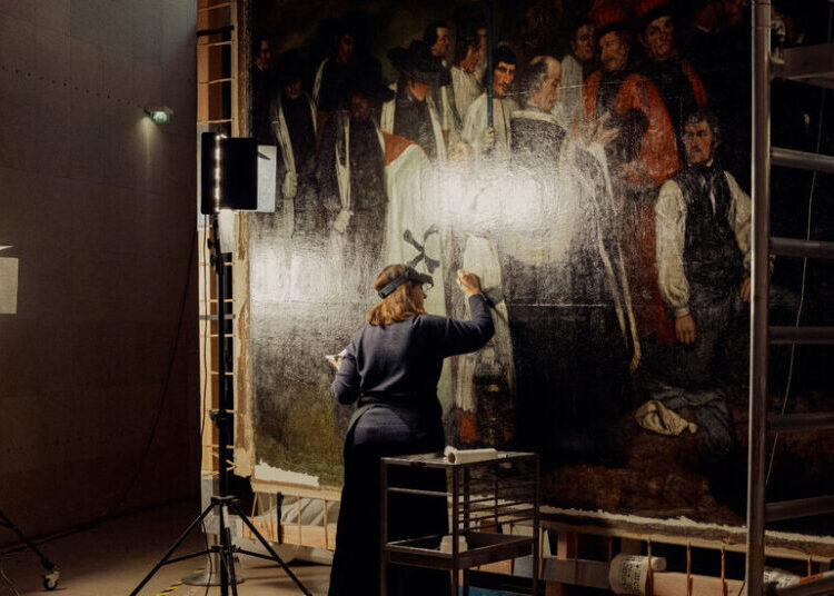 Bringing a Giant Canvas Back to Life, as Museum Visitors Watch