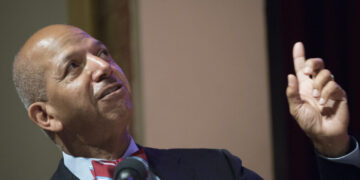 Former D.C. mayor Anthony Williams endorses McDuffie in Democratic primary