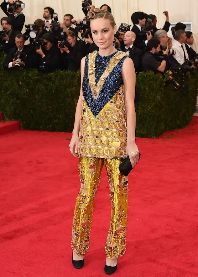 Actress Brie Larson met ball
