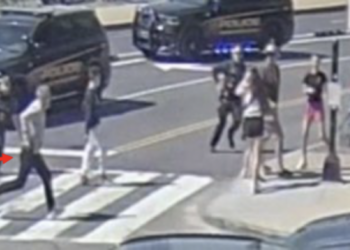 Photos show man firing at Secret Service near JD Vance’s motorcade