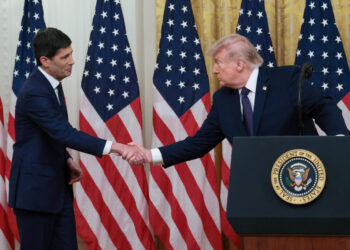 As inflation surges, Fed chief is sworn in by a president who wants rate cuts