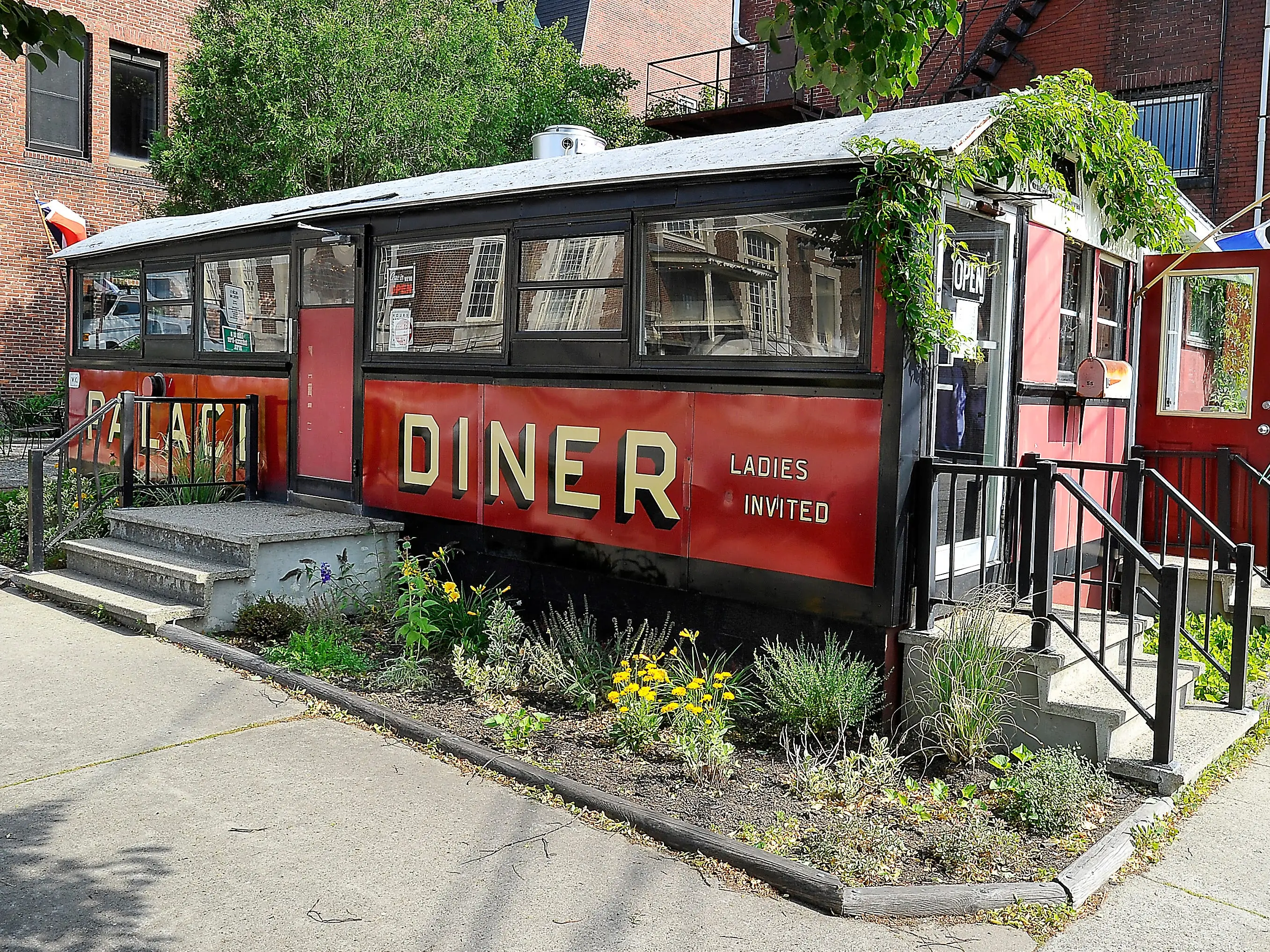 Palace Diner, Maine