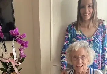 My grandma is 91 and has had the same friends for 60 years. Here are 3 things she taught me.