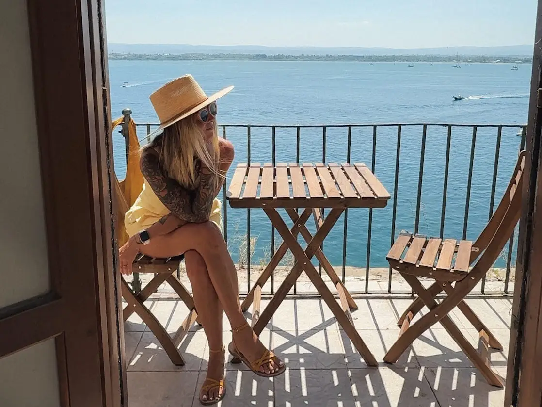 Woman in balcony