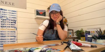 I walked away from running a successful social media agency to build a profitable art business