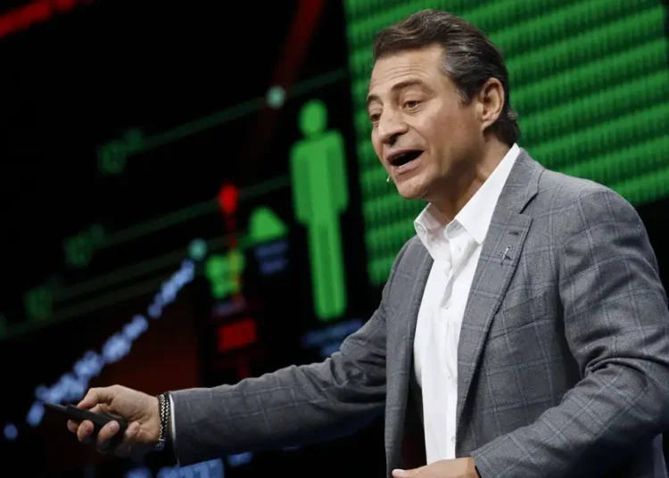 Kids need these 3 things to thrive in the AI era, futurist Peter Diamandis says